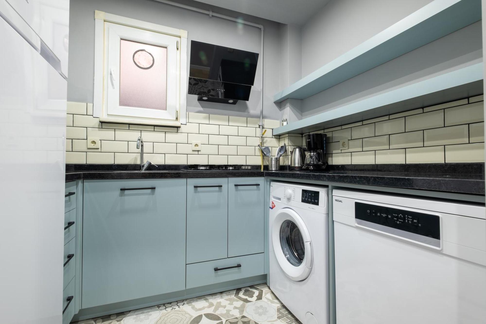 Mayer Beyoglu Apartment